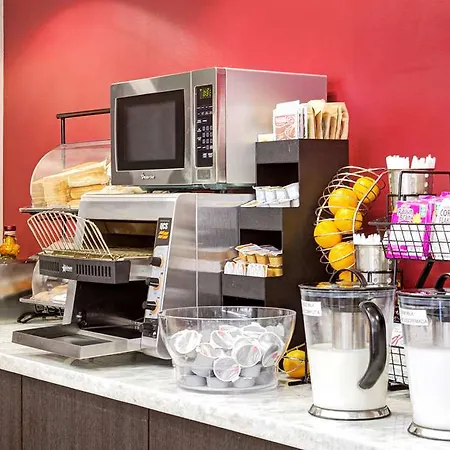 Ramada By Wyndham Miami Springs/Miami International Airport 